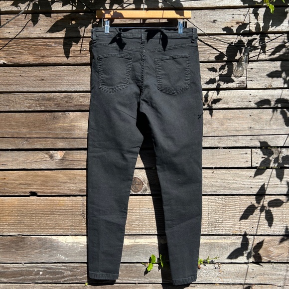 M&S Super Skinny stretch jean in black: Size W31 L26 - Picture 2 of 2